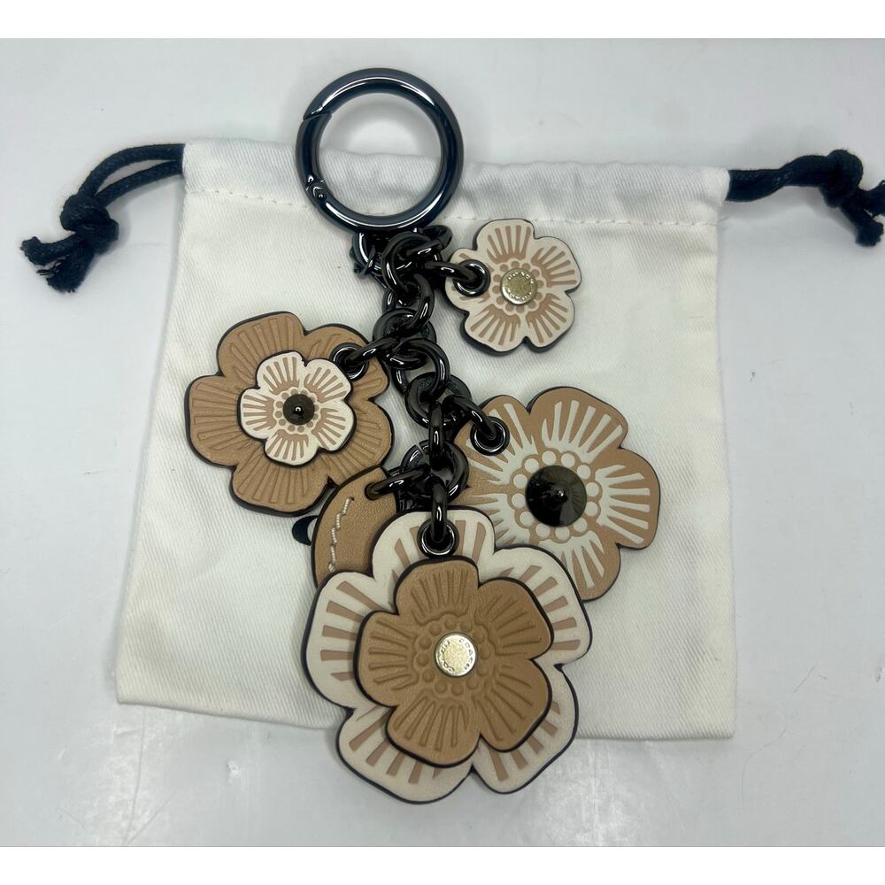 COACH Tea Rose Mix Bag Charm Beechwood/Chalk color 17451